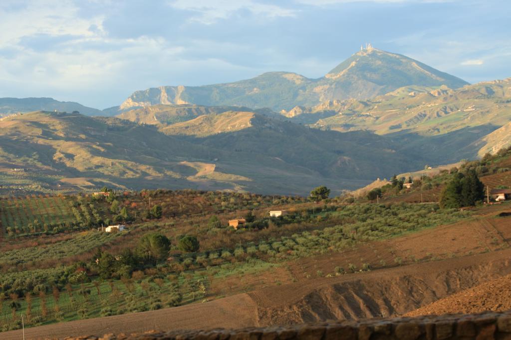 Agriturismo Feudo Muxarello Villa Aragona Ngoại thất bức ảnh